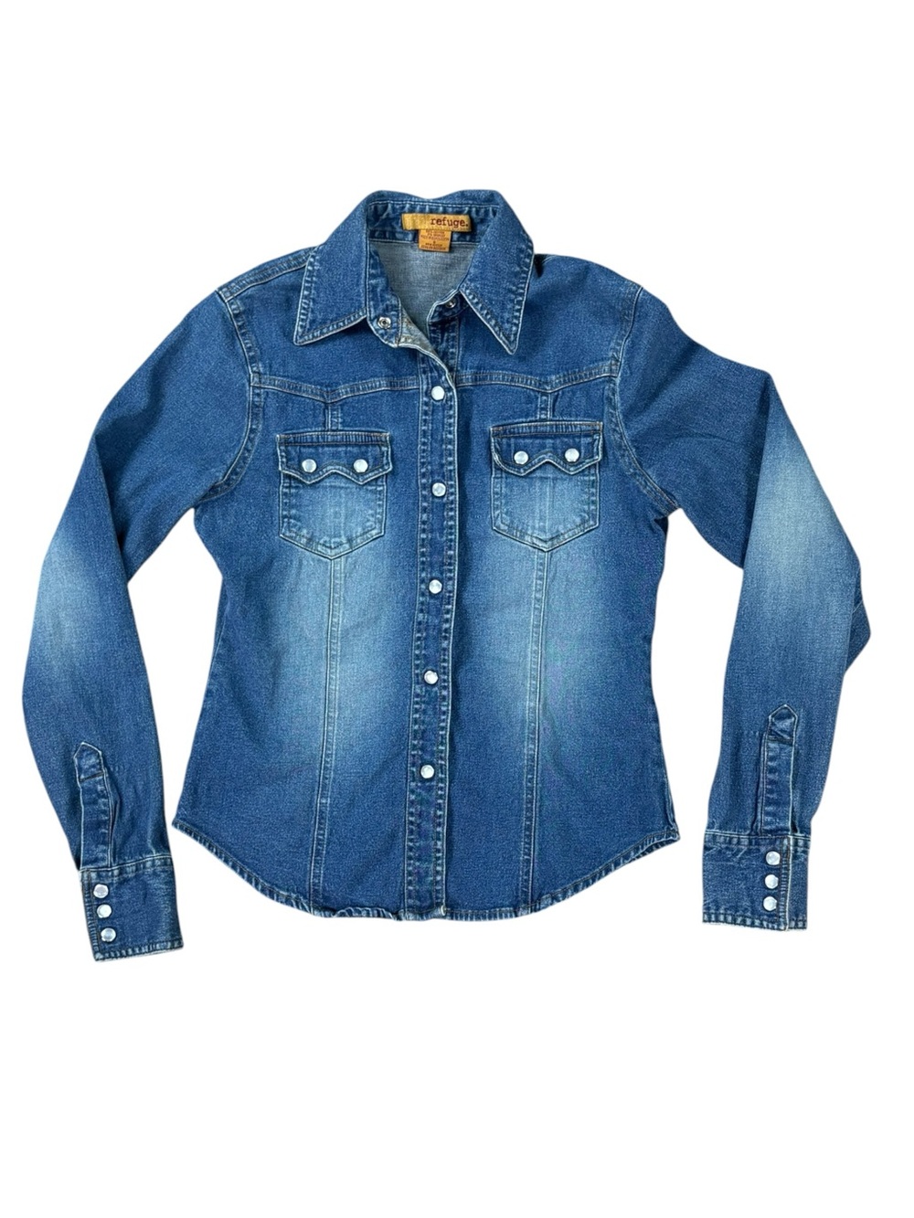 Woman’s Refuge denim western style pearl snap top size S